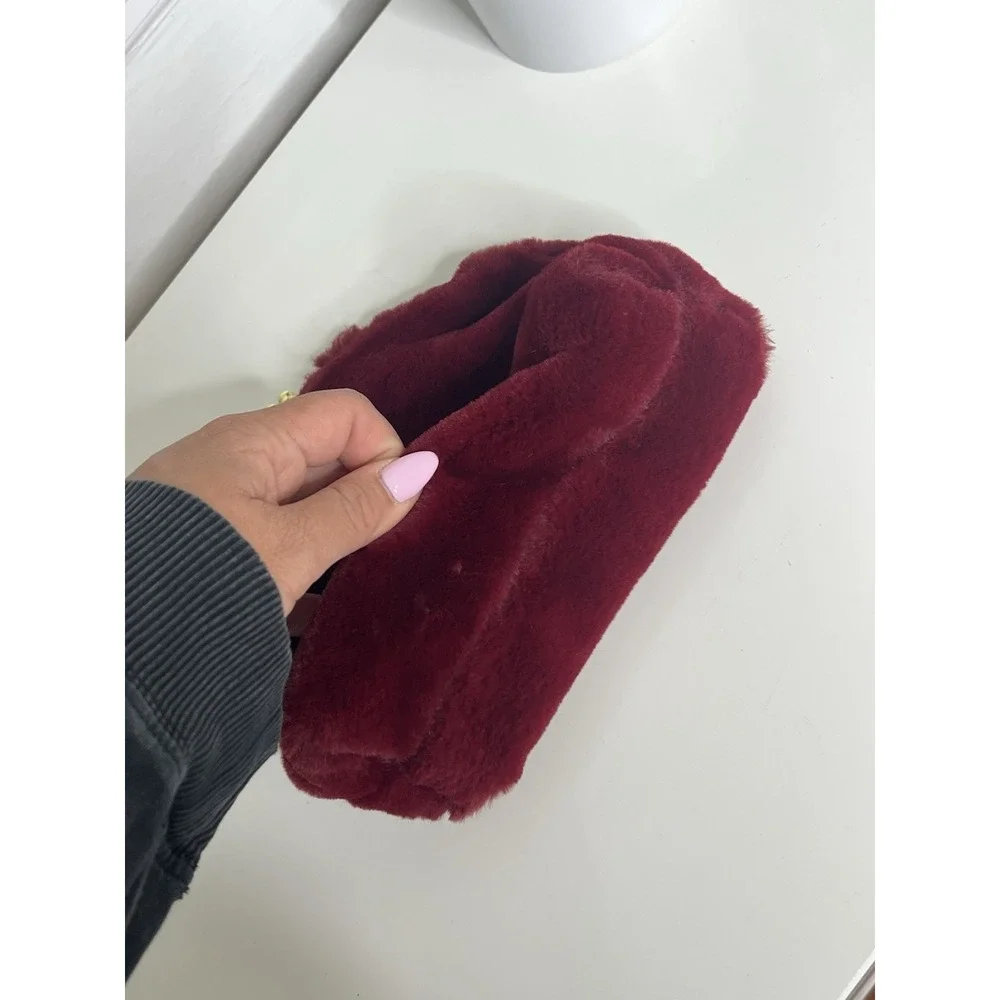 A New‎ Day Faux Fur Burgundy Clutch Crossbody Bag Purse Gold Toned Clasp Closure